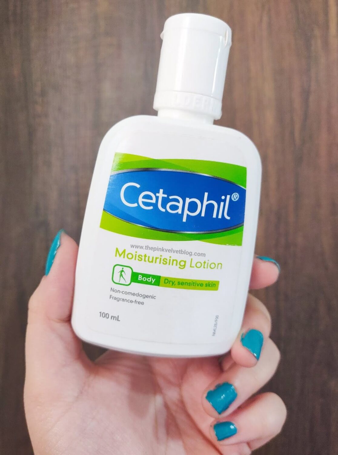 Cetaphil Moisturizing Lotion for Dry Sensitive Skin Review scaled 1