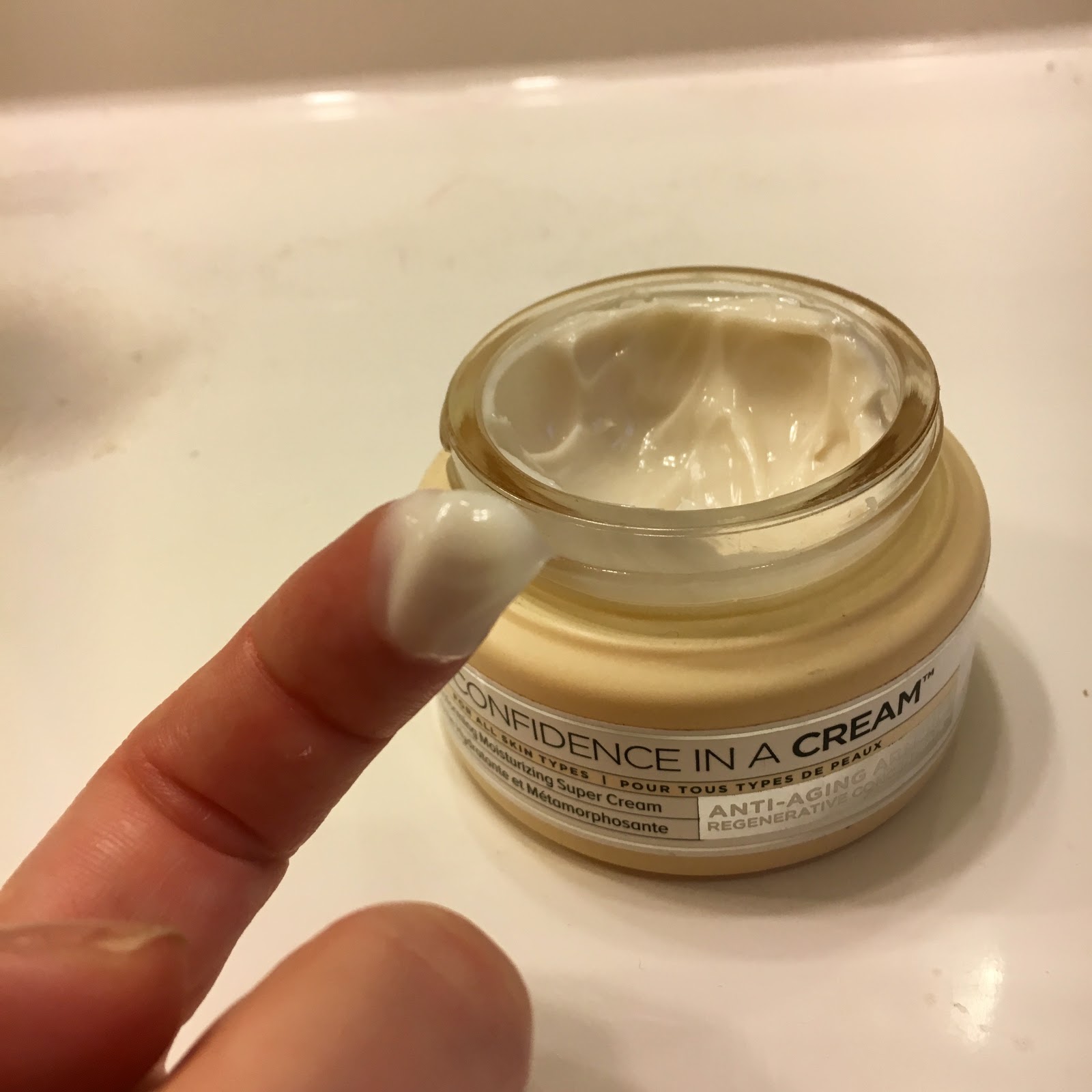 IT Cosmetics Confidence In A Cream Moisturizer Open