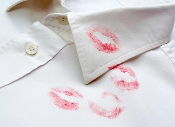 how to remove lipstick stains from clothing 4325 600 1